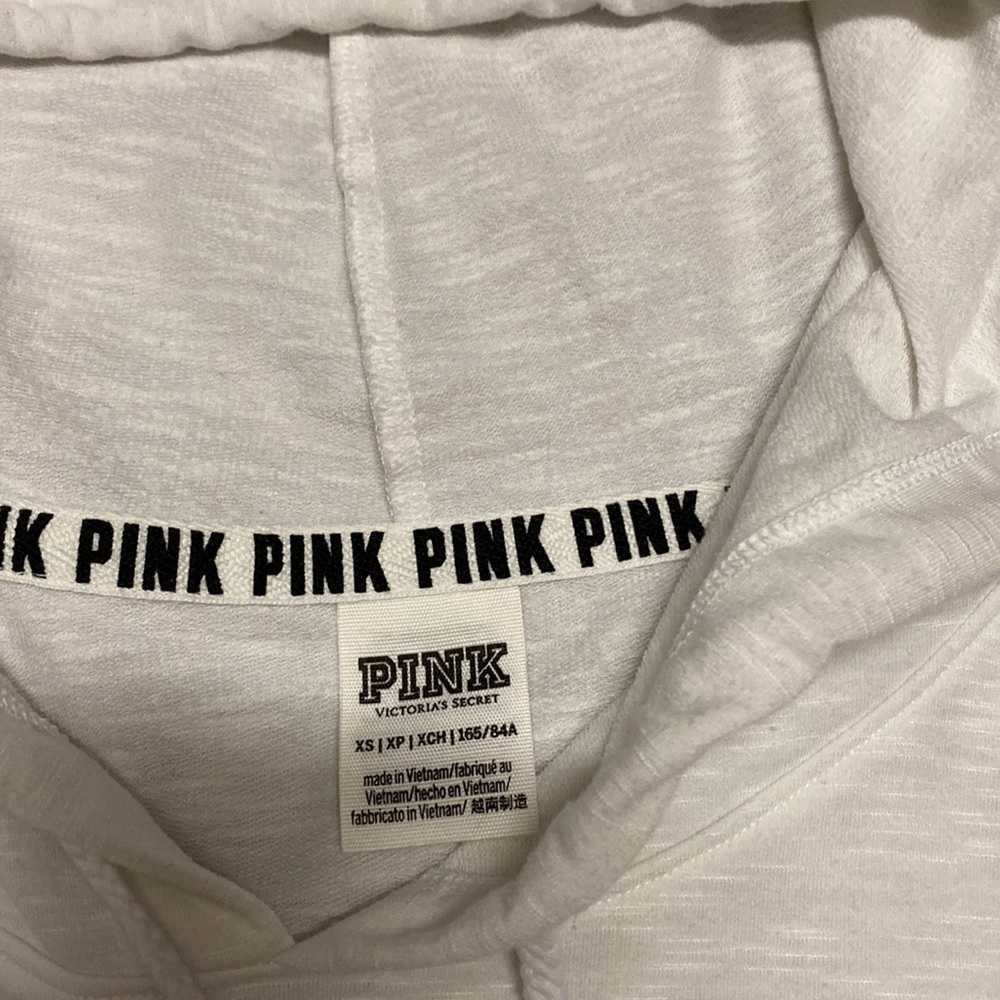 Pullover - Picture 2 of 2